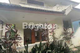 Jual Rumah Luas Megah Dengan View Eksklusif di Pondok Indah, Jakarta Selatan Jual Rumah Luas Megah Dengan View Eksklusif di Pondok Indah, Jakarta Selatan