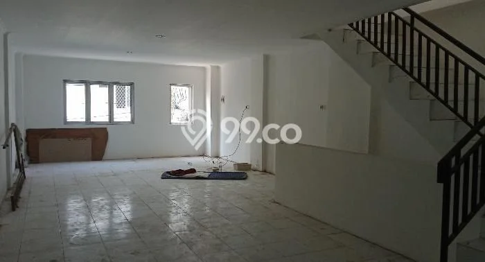 Ruko Dijual di Prime Area Jakarta Barat Luas 180m2 Ruko Dijual di Prime Area Jakarta Barat Luas 180m2