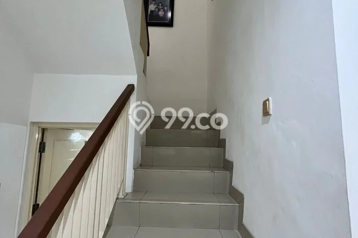 Rumah Minimalis 4 KT di BSD Residence One Tangerang Semi Furnished Rumah Minimalis 4 KT di BSD Residence One Tangerang Semi Furnished