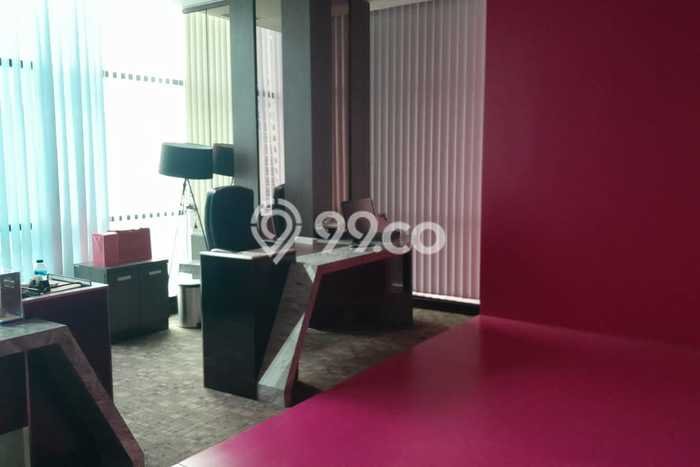 Unit Kantor Disewakan di Alam Sutera di Area Ramai & Strategis Unit Kantor Disewakan di Alam Sutera di Area Ramai & Strategis