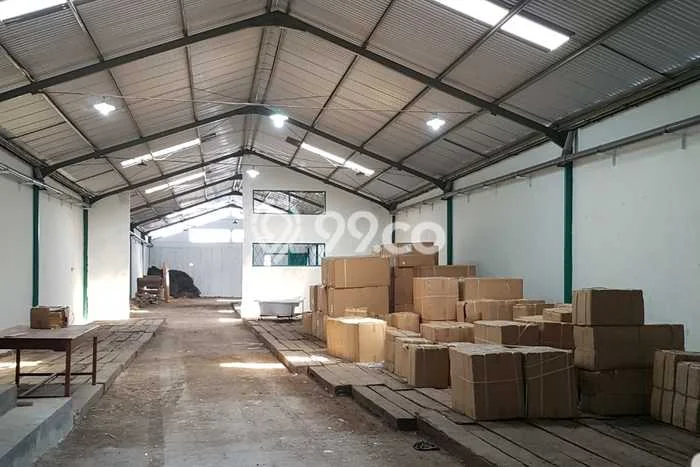Gudang Strategis Kawasan , Luas 300m2m², Kawasan Komersial, Lokasi Ramai Gudang Strategis Kawasan , Luas 300m2m², Kawasan Komersial, Lokasi Ramai