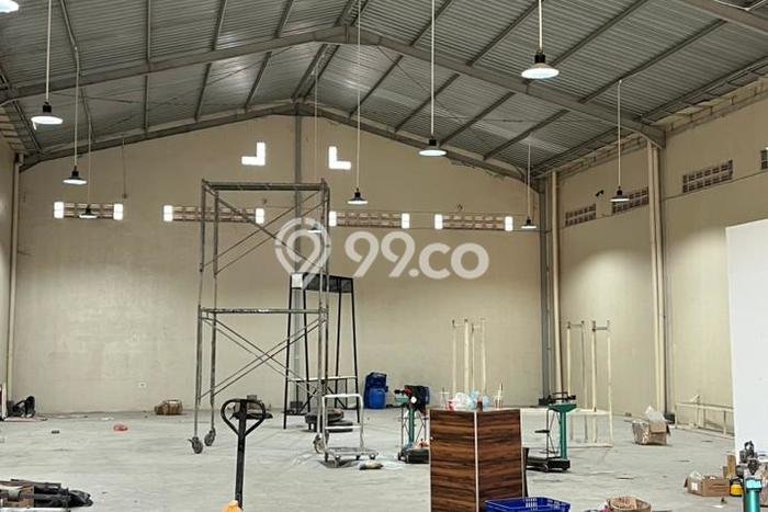 For Rent Gudang Premium di Semarang Tengah, Luas 360m², Area Strategis For Rent Gudang Premium di Semarang Tengah, Luas 360m², Area Strategis