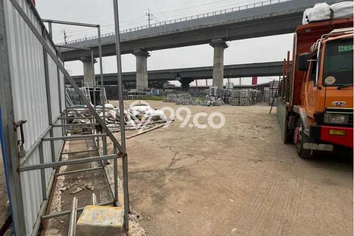 Lahan Strategis di Tambun Selatan Bekasi Disewakan dengan Luas 300m2 Lahan Strategis di Tambun Selatan Bekasi Disewakan dengan Luas 300m2