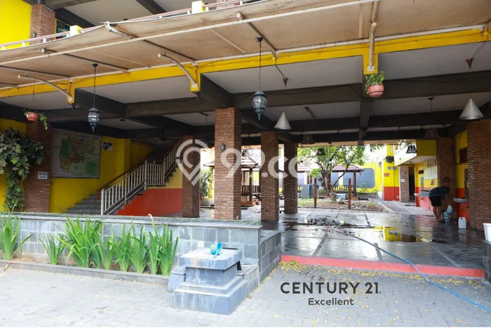 Untuk Dijual! Komersial di Depok I Depok LT 1710m2 / LB 1428m2 Kawasan Bisnis Untuk Dijual! Komersial di Depok I Depok LT 1710m2 / LB 1428m2 Kawasan Bisnis