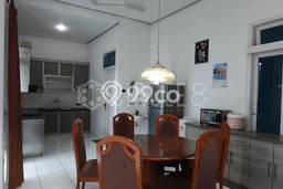 Disewakan Rumah Mewah Furnish 2 Lt Siap Huni Cipaganti, Bandung Disewakan Rumah Mewah Furnish 2 Lt Siap Huni Cipaganti, Bandung