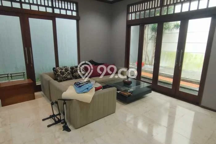 Rumah Luas Furnished 2 Lantai Area Setiabudi Bawah Bandung Rumah Luas Furnished 2 Lantai Area Setiabudi Bawah Bandung