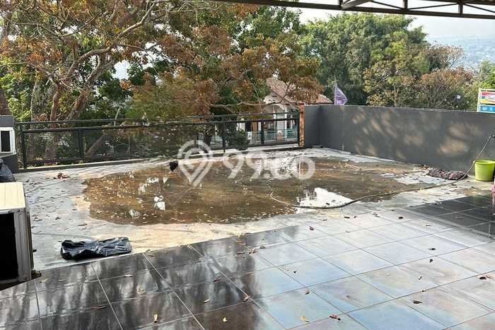 Ruko Ruang Usaha 3 Lantai Siap Pakai di Sangkuriang, Cimahi Ruko Ruang Usaha 3 Lantai Siap Pakai di Sangkuriang, Cimahi