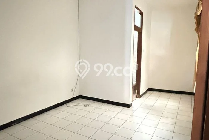 Lagi Turun Harga! Rumah Nusa Sari Cimahi Utara Siap Huni Lagi Turun Harga! Rumah Nusa Sari Cimahi Utara Siap Huni