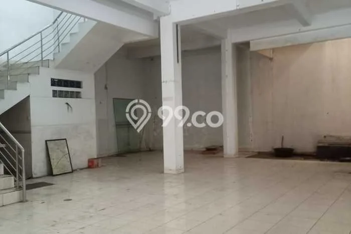 Ruko Strategis 2,5 Lantai Siap Pakai di Mainroad Cibabat Cimahi Ruko Strategis 2,5 Lantai Siap Pakai di Mainroad Cibabat Cimahi