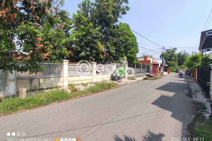 Disewakan! Rumah 8 Kamar Tidur &
9 Kamar Mandi di Cirebon Kota, Cirebon Disewakan! Rumah 8 Kamar Tidur &
9 Kamar Mandi di Cirebon Kota, Cirebon