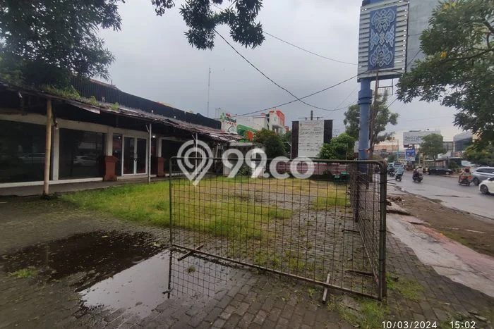Ruko disewakan lokasi strategis Kejaksan Cirebon 300m2 Ruko disewakan lokasi strategis Kejaksan Cirebon 300m2