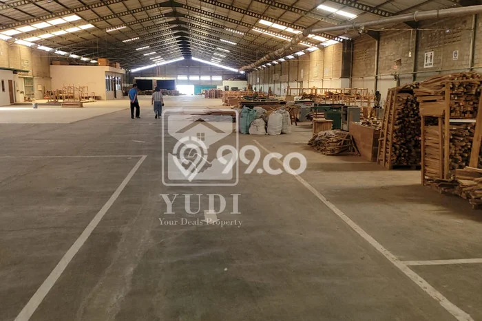 LOKASI STRATEGIS! Gudang di Plumbon, Luas 6000m², Area Komersial, Jalan Utama LOKASI STRATEGIS! Gudang di Plumbon, Luas 6000m², Area Komersial, Jalan Utama