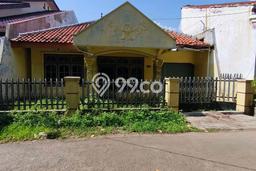 Dijual Rumah 5 Kamar Lokasi Ideal Bagus dan Strategis di Kejaksan Dijual Rumah 5 Kamar Lokasi Ideal Bagus dan Strategis di Kejaksan