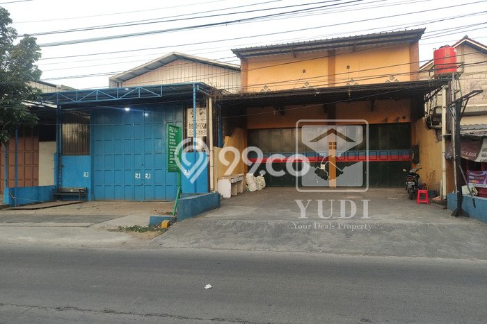 Gudang disewakan lokasi strategis Harjamukti Cirebon 300m2 Gudang disewakan lokasi strategis Harjamukti Cirebon 300m2