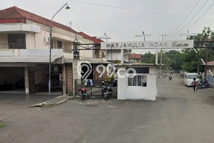 Tanah Kosong Dijual di Cirebon dengan Area 180m2 Tanah Kosong Dijual di Cirebon dengan Area 180m2