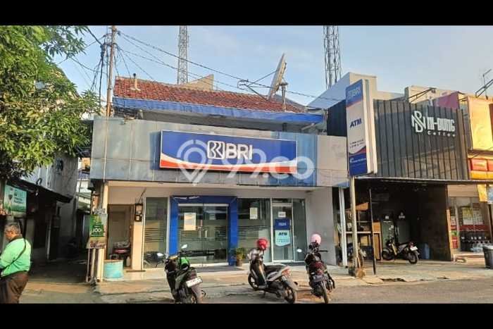 FOR SALE! Ruko di Kejaksan Cirebon, LT 70m2, LB 70m2 FOR SALE! Ruko di Kejaksan Cirebon, LT 70m2, LB 70m2