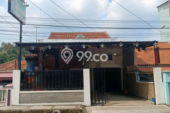 DIJUAL CEPAT! Rumah Nyaman di Kesambi, Cirebon, LT 320m2m² LB 460m2m² Bisa Nego! DIJUAL CEPAT! Rumah Nyaman di Kesambi, Cirebon, LT 320m2m² LB 460m2m² Bisa Nego!