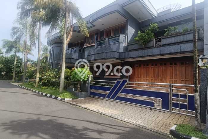 Ready to Use! Premium House LT 365m2 Desain Modern di Tanjung Barat Ready to Use! Premium House LT 365m2 Desain Modern di Tanjung Barat