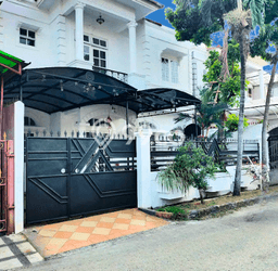 Rumah Modern 4 KT di Banjar Wijaya Tangerang Semi Furnished Rumah Modern 4 KT di Banjar Wijaya Tangerang Semi Furnished