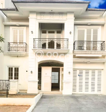 Jual Rumah Mewah Elegan Dengan View Cantik di Modernland, Tangerang Jual Rumah Mewah Elegan Dengan View Cantik di Modernland, Tangerang