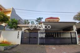 Rumah Elit Modern Tanpa Renovasi di Tanjung Barat Jakarta Selatan Rumah Elit Modern Tanpa Renovasi di Tanjung Barat Jakarta Selatan