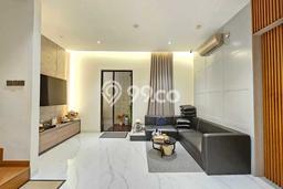 Bisa KPR! Rumah Asri area Gading Serpong, LT 180m² Bangunan 206m² Bisa KPR! Rumah Asri area Gading Serpong, LT 180m² Bangunan 206m²