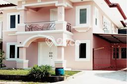 Rumah Strategis area Lippo Karawaci, Dekat Lippo Karawaci, Tangerang, Tangerang - LT 154m² Rumah Strategis area Lippo Karawaci, Dekat Lippo Karawaci, Tangerang, Tangerang - LT 154m²