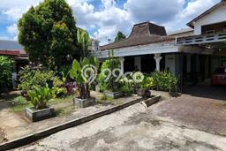 Siap Huni Rumah Mewah 11 Kamar di Cipondoh Dekat ke Mana Pun Siap Huni Rumah Mewah 11 Kamar di Cipondoh Dekat ke Mana Pun