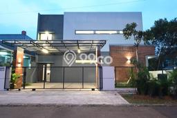 Rumah Kawasan BSD Kencana Loka, LT 185m², LB 165m² Rumah Kawasan BSD Kencana Loka, LT 185m², LB 165m²