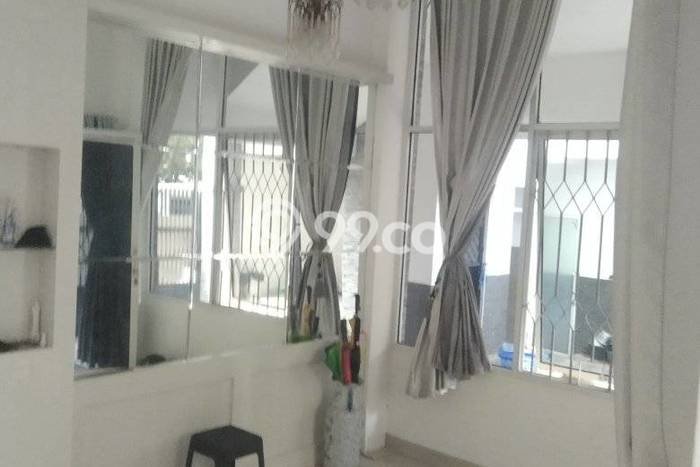 Jual Rumah Strategis Bagus Punya 7 KT di Pamulang Tangerang Selatan SHM Jual Rumah Strategis Bagus Punya 7 KT di Pamulang Tangerang Selatan SHM