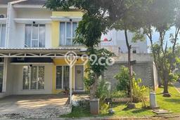 Jual Rumah Bagus Siap Huni LB 95m2 di Serpong, Tangerang Selatan Jual Rumah Bagus Siap Huni LB 95m2 di Serpong, Tangerang Selatan