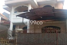Rumah Strategis Minimalis Lb 220m2 di Karawaci, Tangerang Rumah Strategis Minimalis Lb 220m2 di Karawaci, Tangerang