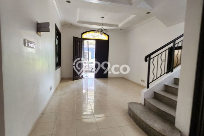 Disewakan! Rumah 4 Kamar Tidur &
3 Kamar Mandi di Wisata Bukit Mas, Surabaya Disewakan! Rumah 4 Kamar Tidur &
3 Kamar Mandi di Wisata Bukit Mas, Surabaya