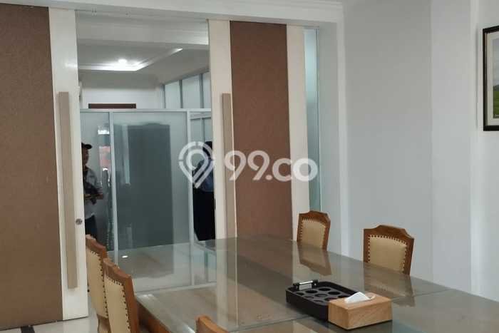 Ruko Bagus Dijual LB 709m2 Lokasi Strategis Jakarta Selatan Area Cocok untuk Berbisnis Ruko Bagus Dijual LB 709m2 Lokasi Strategis Jakarta Selatan Area Cocok untuk Berbisnis