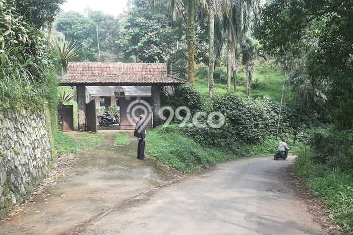 FOR SALE! Vila di Cijeruk, Luas 60000m2m², Dekat Mudah Fasilitas Umum FOR SALE! Vila di Cijeruk, Luas 60000m2m², Dekat Mudah Fasilitas Umum