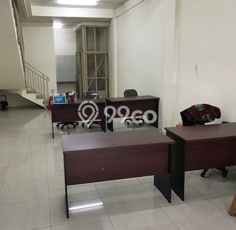 Ruko Dijual di Oebobo Kupang dengan Luas Bangunan 150m2 Ruko Dijual di Oebobo Kupang dengan Luas Bangunan 150m2