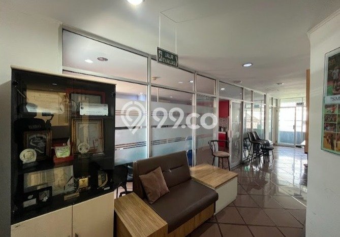 Kantor Dijual di Menteng LT 390m2, LB 904m2 Solusi Investasi Cerdas Kantor Dijual di Menteng LT 390m2, LB 904m2 Solusi Investasi Cerdas