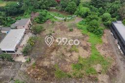 Tanah Dijual Lokasi Strategis di Jakarta Selatan dengan Luas 10000m2 Tanah Dijual Lokasi Strategis di Jakarta Selatan dengan Luas 10000m2