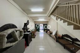 Ruko Bagus Dijual LB 200m2 Lokasi Strategis Jakarta Pusat Area Cocok untuk Berbisnis Ruko Bagus Dijual LB 200m2 Lokasi Strategis Jakarta Pusat Area Cocok untuk Berbisnis