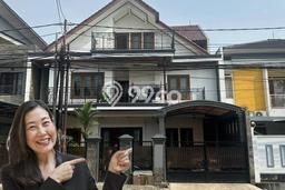 Siap Huni Rumah Mewah 5 Kamar di Duren Sawit Dekat ke Mana Saja Siap Huni Rumah Mewah 5 Kamar di Duren Sawit Dekat ke Mana Saja