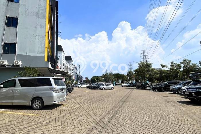 Unit Ruko Dijual di Bekasi LT 99m2 & LB 372m2 Unit Ruko Dijual di Bekasi LT 99m2 & LB 372m2