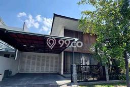 HUNIAN PILIHAN! Rumah di Graha, LT 432m2m² Bangunan 500m2m² HUNIAN PILIHAN! Rumah di Graha, LT 432m2m² Bangunan 500m2m²
