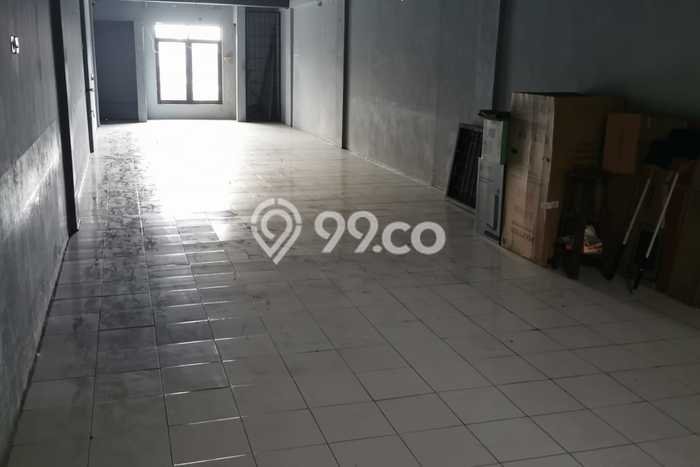 Unit Ruko Dijual di Wiyung Surabaya Luas Tanah 159m2, Luas Bangunan 260m2 Unit Ruko Dijual di Wiyung Surabaya Luas Tanah 159m2, Luas Bangunan 260m2
