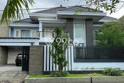 Dijual Rumah Mewah Elegan Dengan View Eksklusif di Mulyosari, Surabaya Dijual Rumah Mewah Elegan Dengan View Eksklusif di Mulyosari, Surabaya