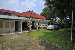 Rumah Mewah LB 300m2 Siap Huni Desain Elegan di Jatiwaringin, Jakarta Timur Rumah Mewah LB 300m2 Siap Huni Desain Elegan di Jatiwaringin, Jakarta Timur