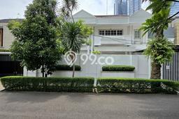Rumah Luxury Modern Siap Huni di Kuningan Jakarta Selatan Rumah Luxury Modern Siap Huni di Kuningan Jakarta Selatan