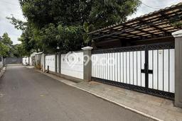 Hunian Mewah LB 390m2 Siap Huni Desain Elegan di Kemang, Jakarta Selatan Hunian Mewah LB 390m2 Siap Huni Desain Elegan di Kemang, Jakarta Selatan