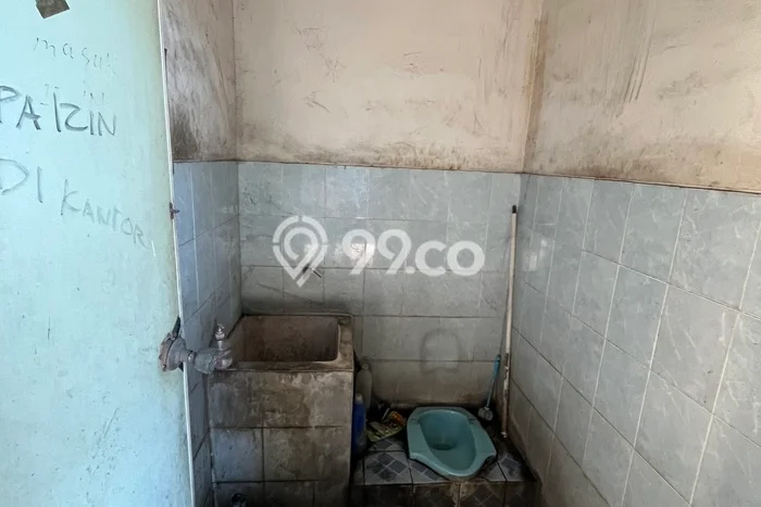 FOR RENT! Gudang di Margomulyo Cocok untuk Bisnis 560m2 FOR RENT! Gudang di Margomulyo Cocok untuk Bisnis 560m2
