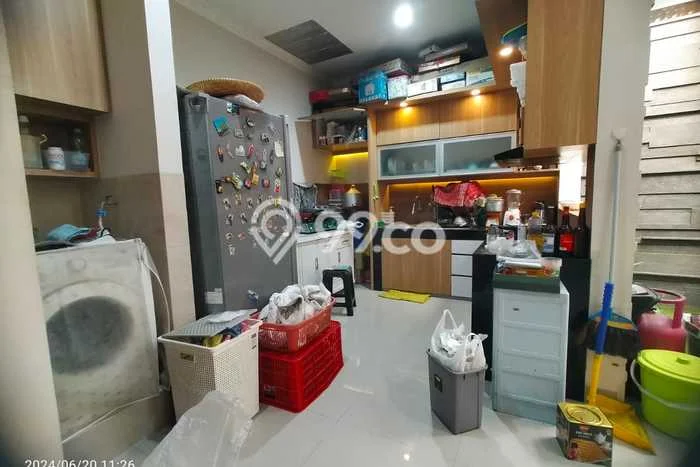 Jual Rumah Modern 3 KT di Taman Holis Indah, Bandung Jual Rumah Modern 3 KT di Taman Holis Indah, Bandung
