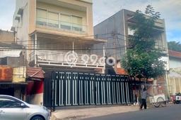 Ruko Kawasan Bisnis di Sukajadi, Luas 400m², Siap Usaha Ruko Kawasan Bisnis di Sukajadi, Luas 400m², Siap Usaha